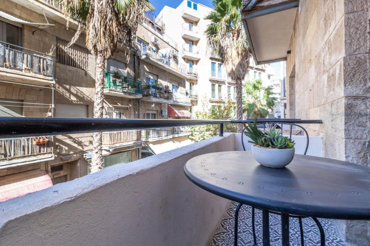 Midrahov Urban Suites Jerusalem Exterior photo