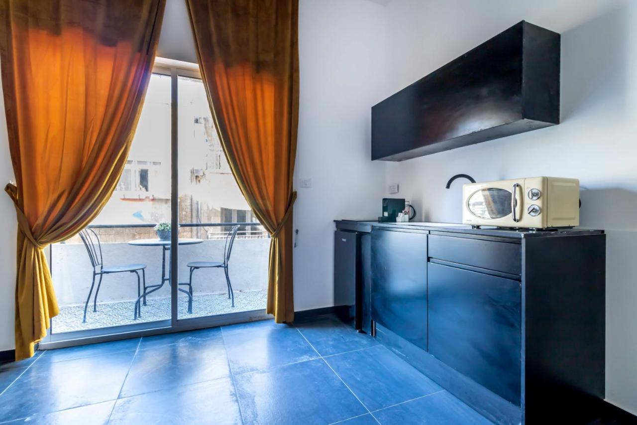 Midrahov Urban Suites Jerusalem Exterior photo