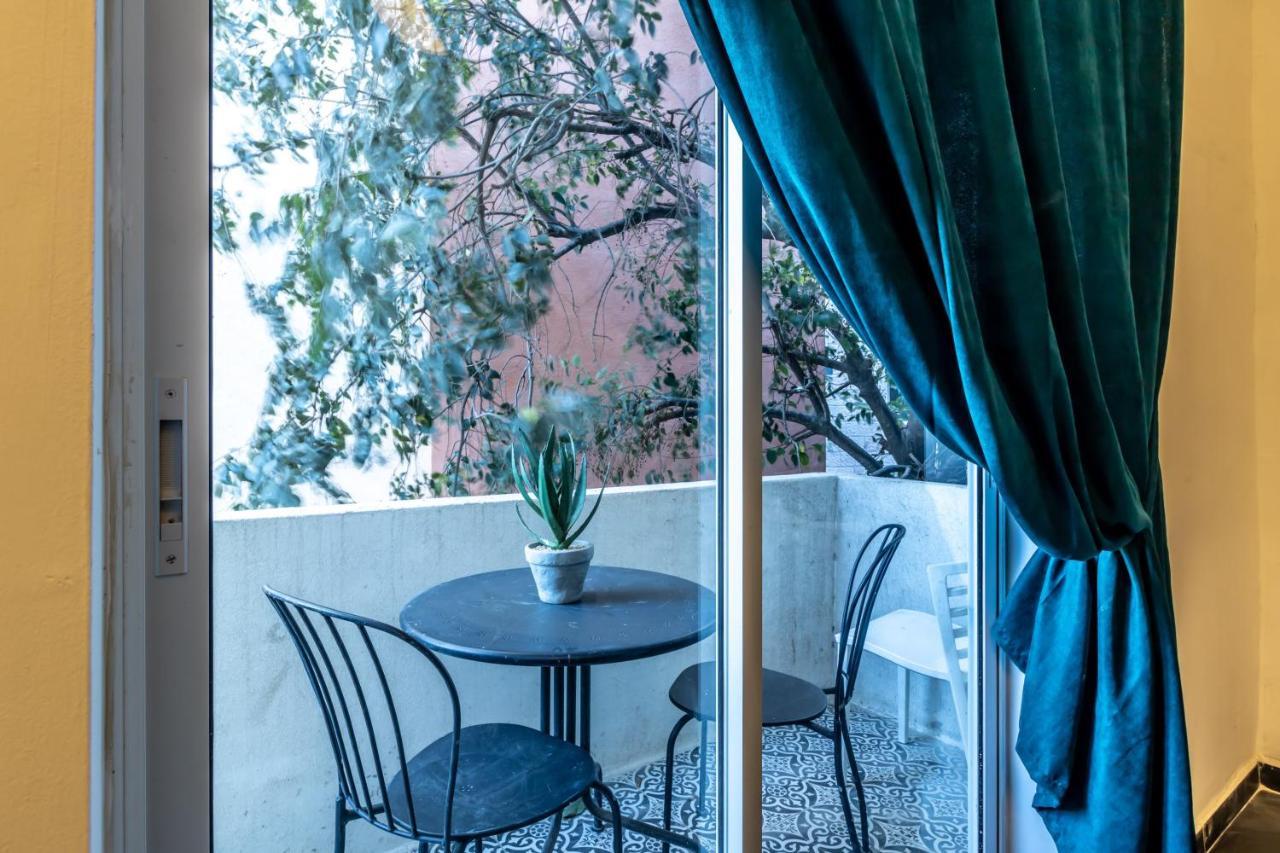 Midrahov Urban Suites Jerusalem Exterior photo