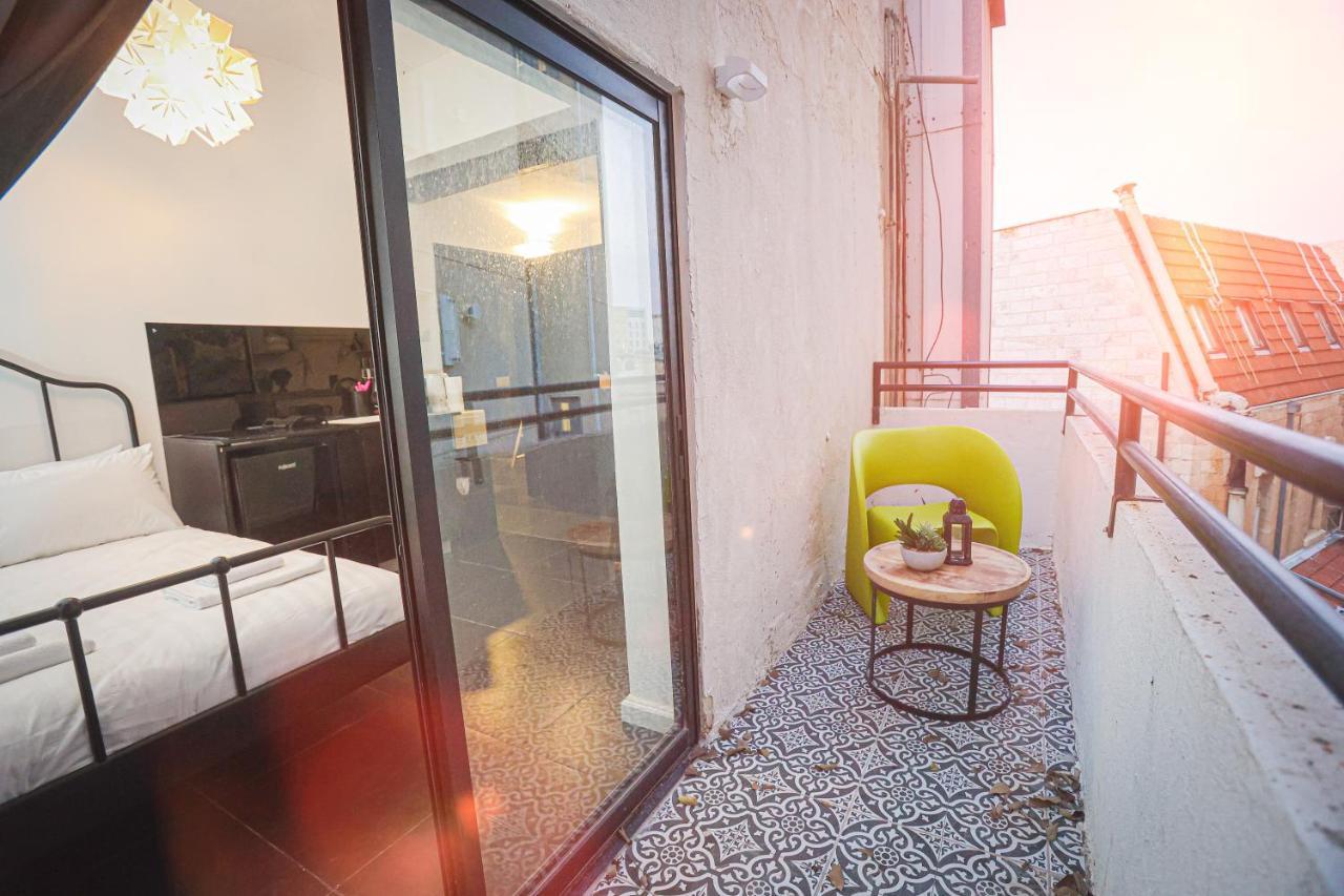 Midrahov Urban Suites Jerusalem Exterior photo