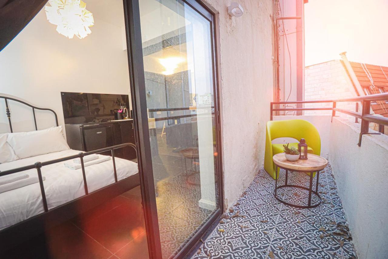 Midrahov Urban Suites Jerusalem Exterior photo